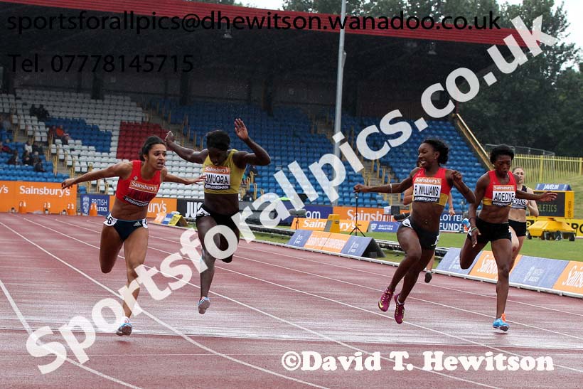 Jodie Williams (Herts Pheonix) wins from Bianca Williams (Enfield) and 3rd Anyika Onoura (Liverpool) 200 metres final, 2014 Sainsbury's British Championships. Photo: David T. Hewitson/Sports for All Pics